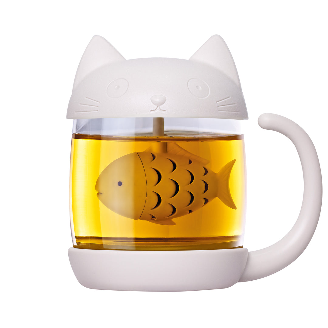Animal tea mug with integrated tea infuser