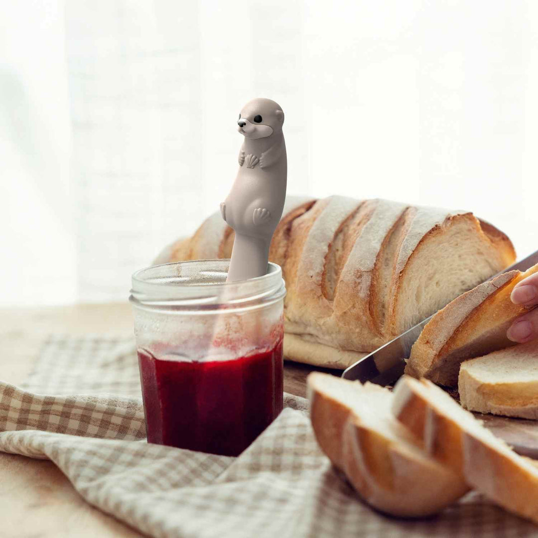 Otter Frühstücksspatel